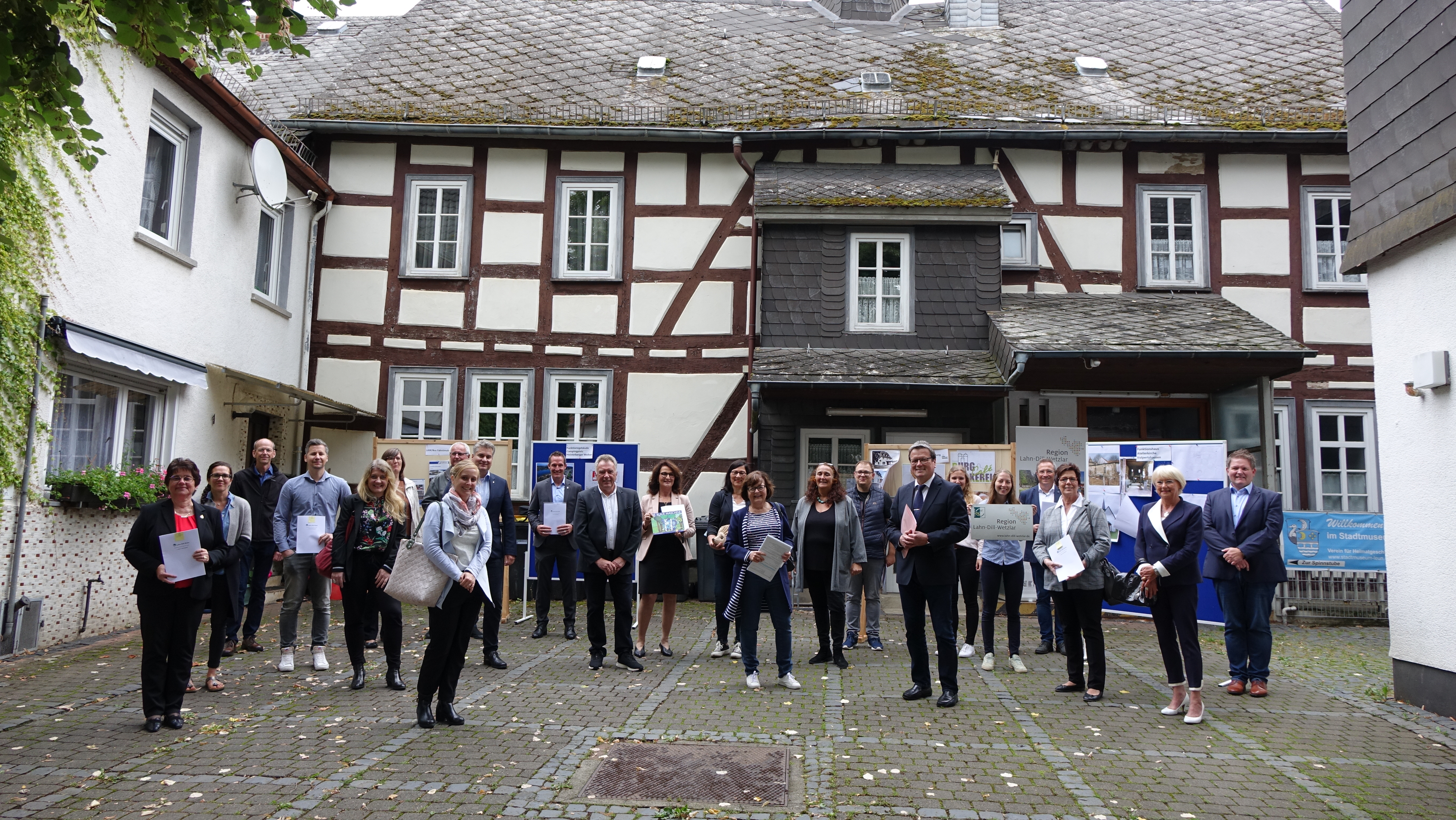 Wandern, backen, campen gehen, das kannst du in Lahn-Dill-Wetzlar sehen